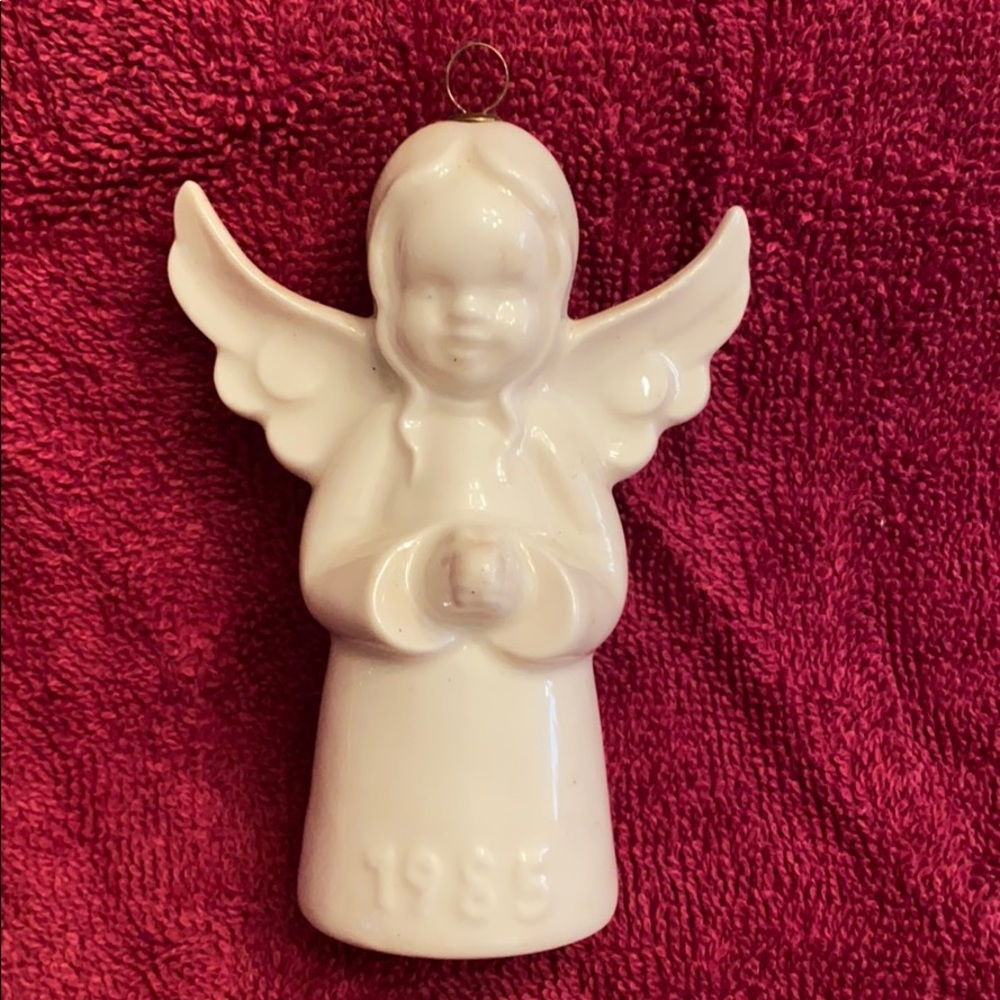 Goebel  Vintage Praying Hands Angel Ornament 1985 - with box